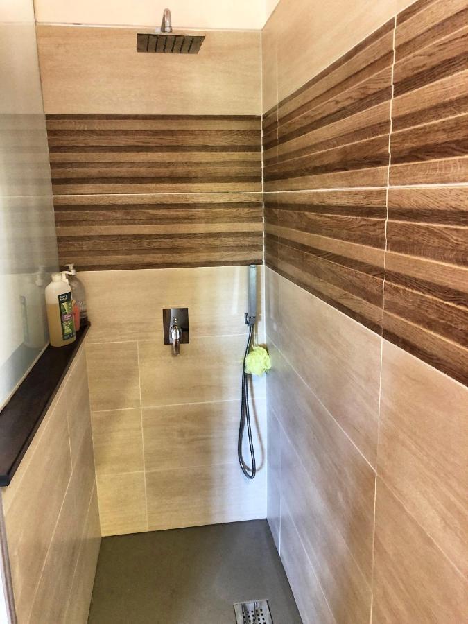 Ti Paradis. 2 Chambres. Entre Deshaies Et Rose. Appartement Sainte-Rose